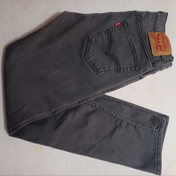 Women's Levi's 511 Jean's size 30X32 - Picture 1 of 3